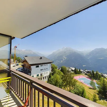 Superbe 3 Pieces Renove Avec Balcons Et Parking A 150m Des Pistes - Fr-1-398-590 *